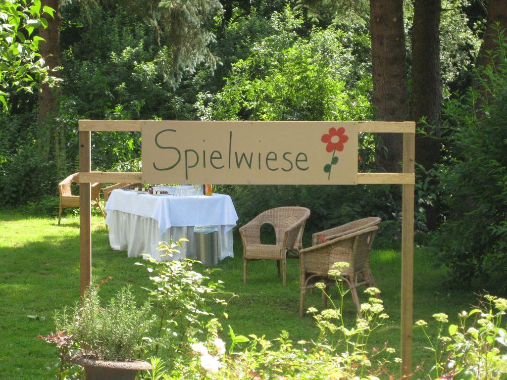Hotel Schlafschoen Munden  Exterior photo