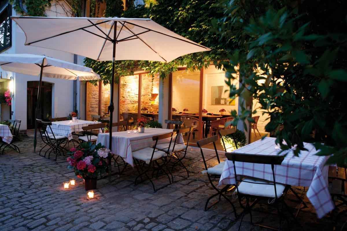 Hotel Schlafschoen Munden  Exterior photo